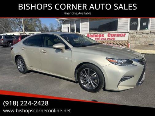 2016 Lexus ES 300h Base