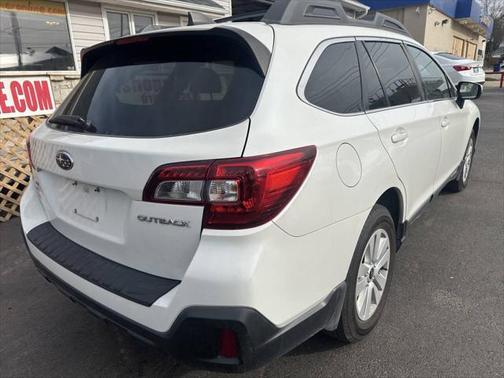 2018 Subaru Outback 2.5i Premium