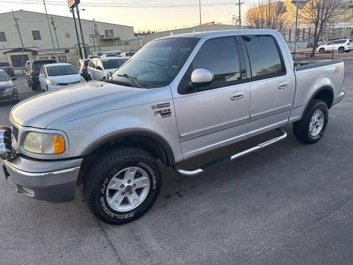 2002 Ford F-150 XLT SuperCrew