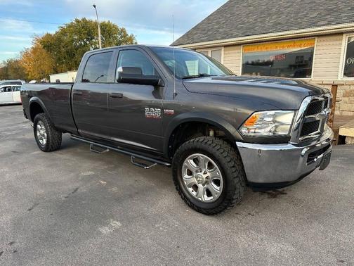2018 RAM 2500 Tradesman 4x4 4dr Crew Cab 8 ft. LB Pickup