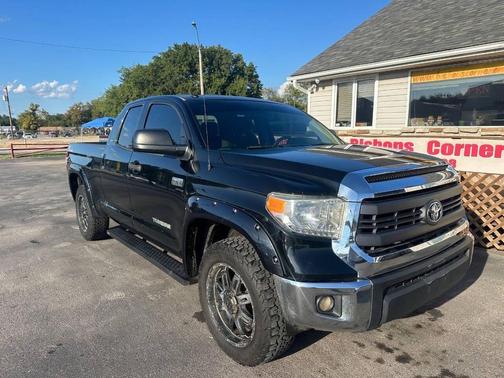 2014 Toyota Tundra SR5