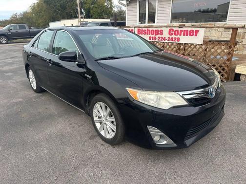 2012 Toyota Camry Hybrid XLE