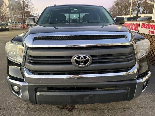 2015 Toyota Tundra SR5