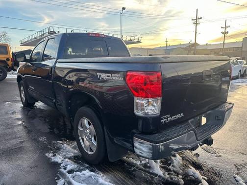 2010 Toyota Tundra Grade