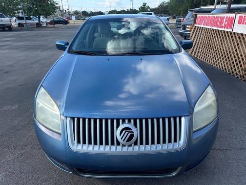 2009 Mercury Milan I 4 4dr Sedan