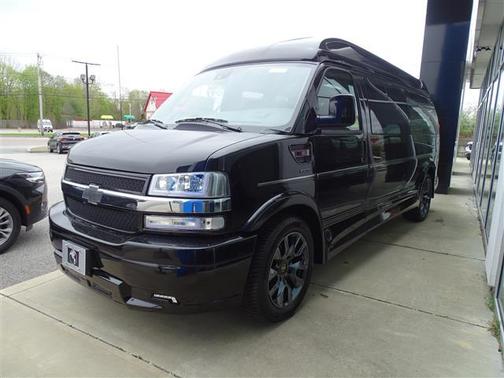 2024 Chevrolet Express 2500 Work Van