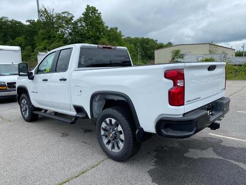 2025 Chevrolet Silverado 2500 Custom