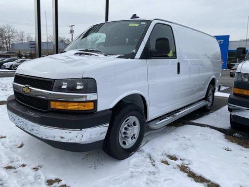 2024 Chevrolet Express 2500 Work Van