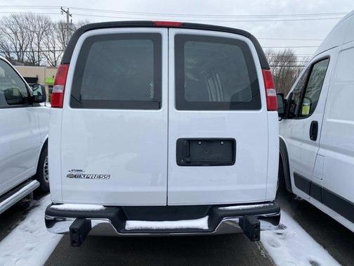 2024 Chevrolet Express 2500 Work Van