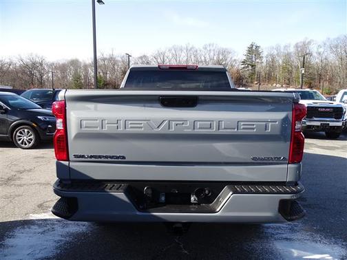 2025 Chevrolet Silverado 1500 Custom