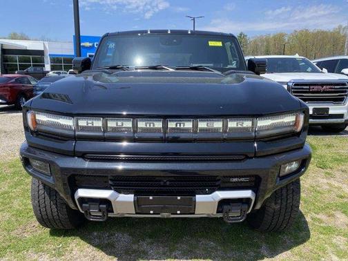 Black 2025 GMC HUMMER EV SUV 3X