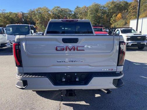 2026 GMC Sierra 3500 AT4