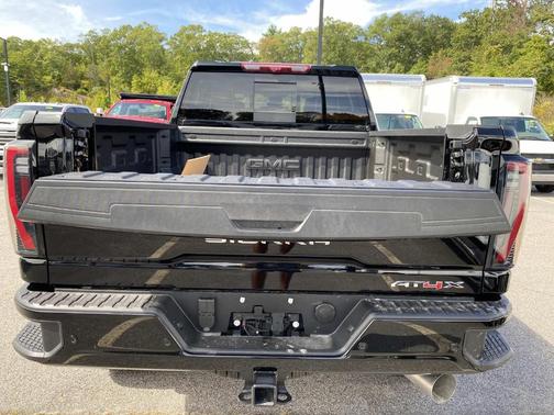 2025 GMC Sierra 2500 AT4X