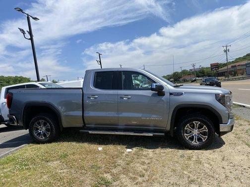 Sterling 2026 GMC Sierra 1500 SLE