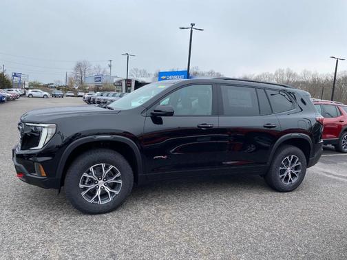 2025 GMC Acadia AT4