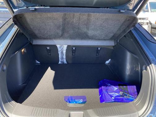 Ocean Blue Metallic 2026 Buick Envista Avenir