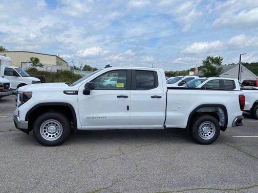 2025 GMC Sierra 1500 Pro