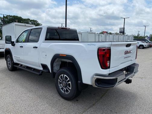 2025 GMC Sierra 3500 Pro