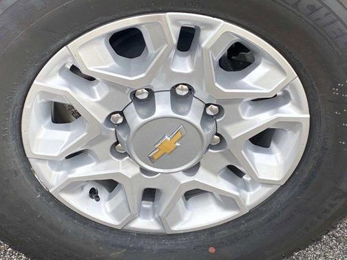 2025 Chevrolet Silverado 3500 LT