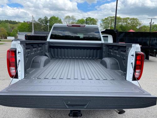 2025 GMC Sierra 2500 Pro