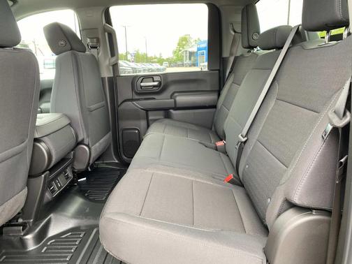 2025 GMC Sierra 2500 Pro