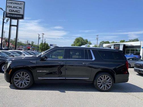 Onyx Black 2026 GMC Yukon XL Denali Ultimate