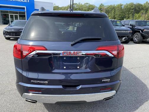 2019 GMC Acadia Denali