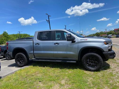 2024 Chevrolet Silverado 1500 ZR2