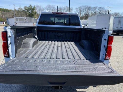 Polar White 2026 Chevrolet Silverado 2500 High Country