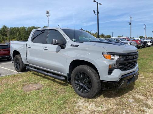 2024 Chevrolet Silverado 1500 Custom Trail Boss