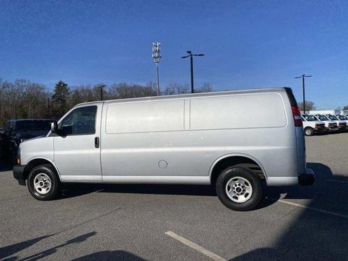 2021 GMC Savana 2500 Work Van