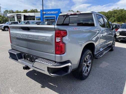 2024 Chevrolet Silverado 1500 LT