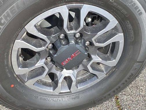 2026 GMC Sierra 2500 SLT