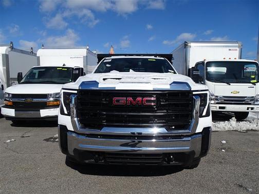 2025 GMC Sierra 3500 Pro