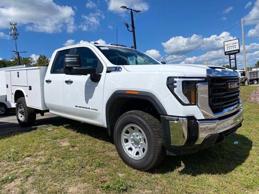 2025 GMC Sierra 3500 Pro