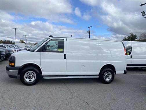 2024 GMC Savana 2500 Work Van