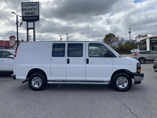 2024 GMC Savana 2500 Work Van