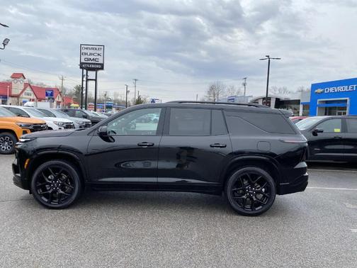 Mosaic Black Metallic 2025 Chevrolet Traverse RS
