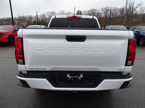2024 Chevrolet Colorado LT