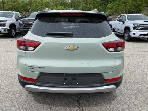 Green 2026 Chevrolet Trailblazer LT