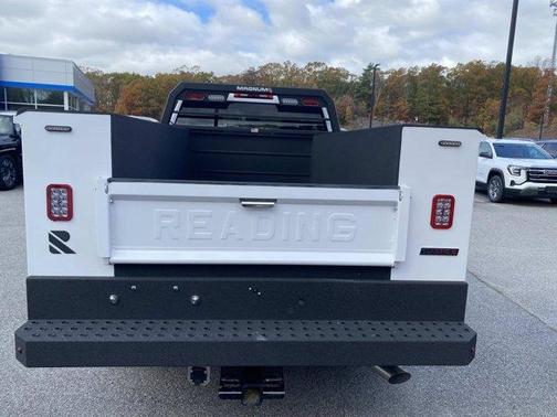 2024 GMC Sierra 2500 Pro