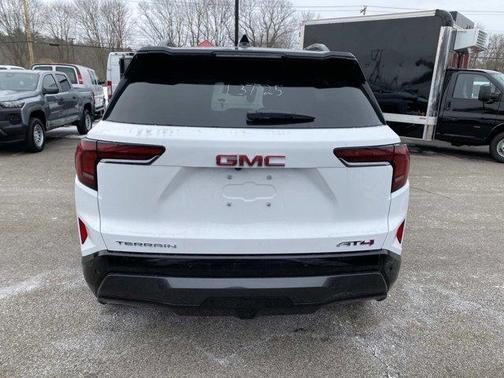 2026 GMC Terrain AWD AT4