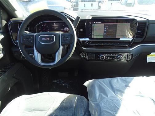 2025 GMC Sierra 1500 SLE