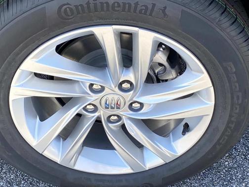 Ebony Twilight Metallic 2026 Buick Envista Preferred