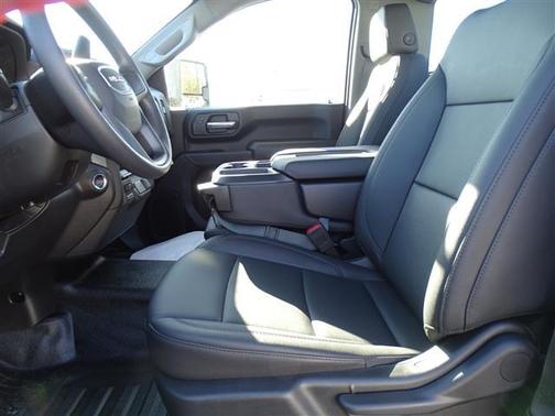 2025 GMC Sierra 2500 Pro