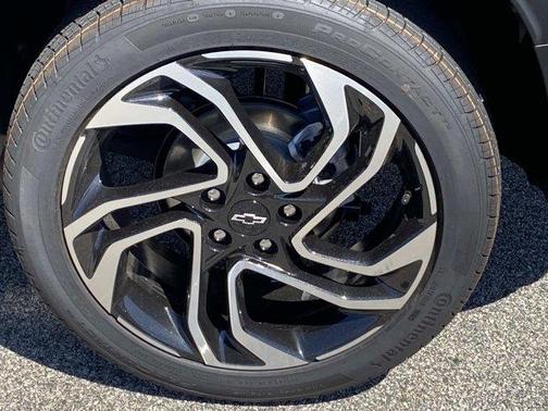 Sterling Gray Metallic 2026 Chevrolet Trailblazer RS