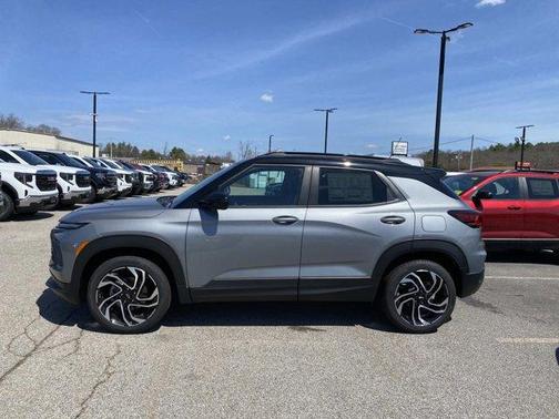 Sterling Gray Metallic 2026 Chevrolet Trailblazer RS