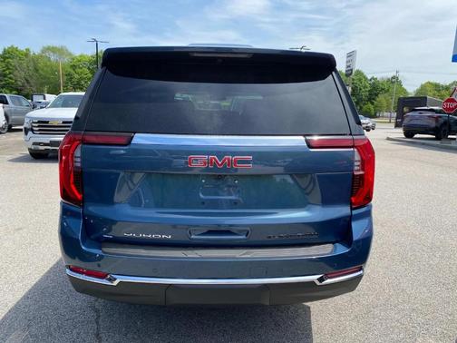 2025 GMC Yukon XL Elevation