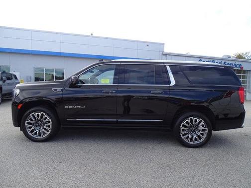 2023 GMC Yukon XL Denali Ultimate
