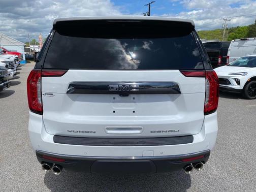 2023 GMC Yukon XL Denali Ultimate